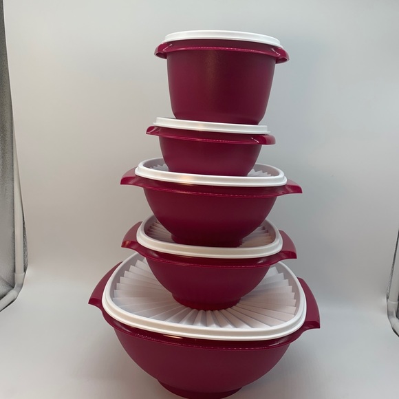 Tupperware Classic Servalier Bowl Set of 5 - Picture 3 of 16